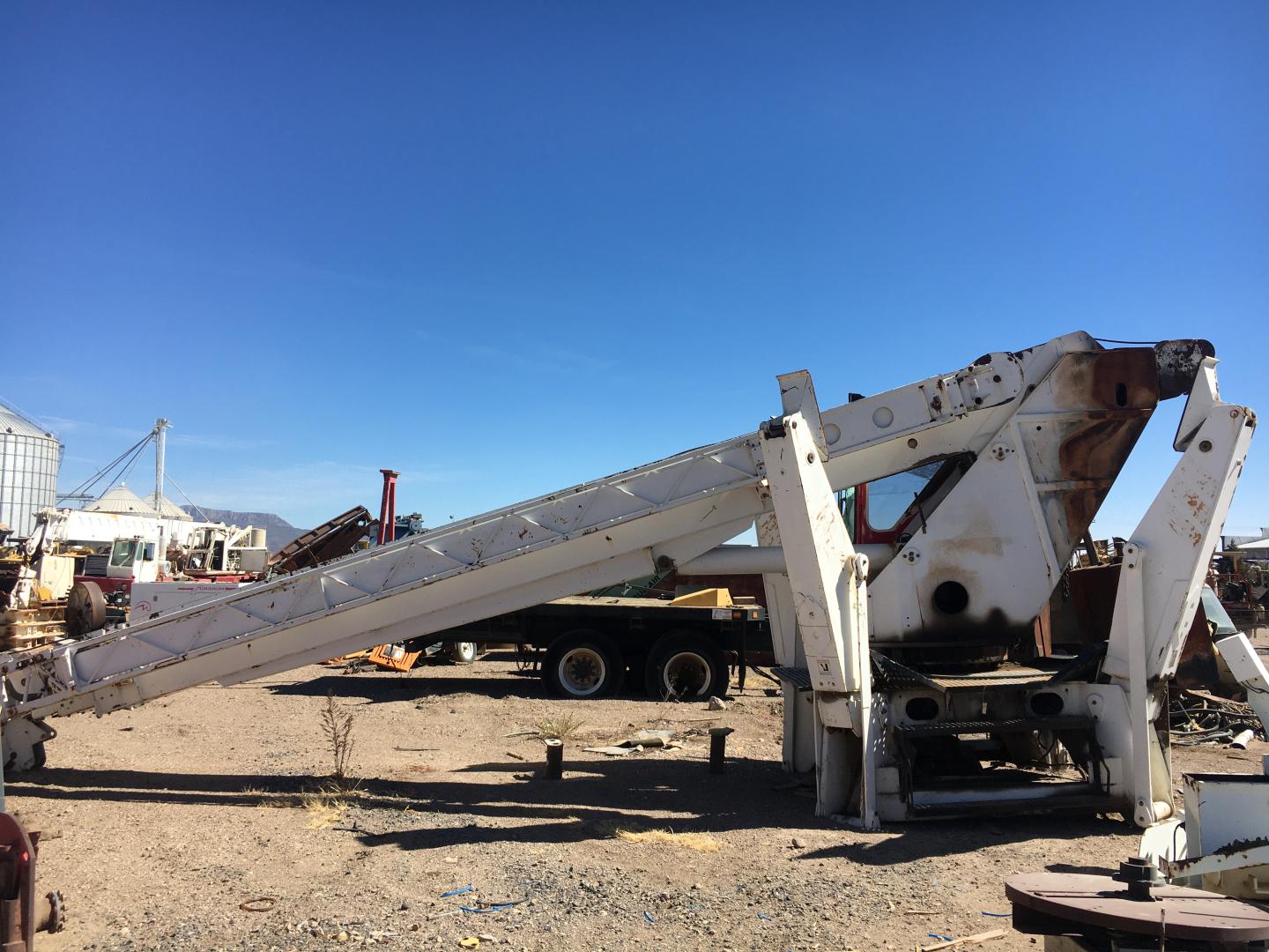 ./imagenes/INVOICE/2019/12511/GRUA PIONEER X4000-RCC (12).JPG